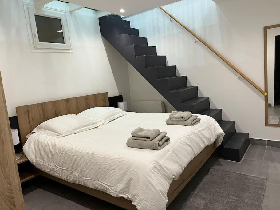 3 Pieces Au Calme Avec 1 Acces Independant Apartment Париж Екстериор снимка