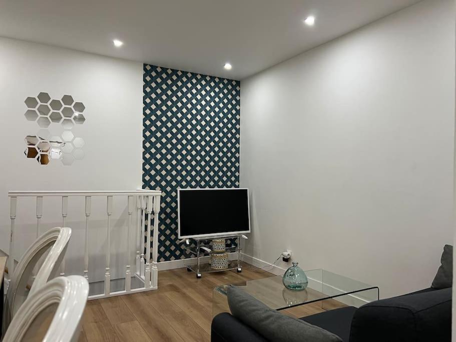 3 Pieces Au Calme Avec 1 Acces Independant Apartment Париж Екстериор снимка